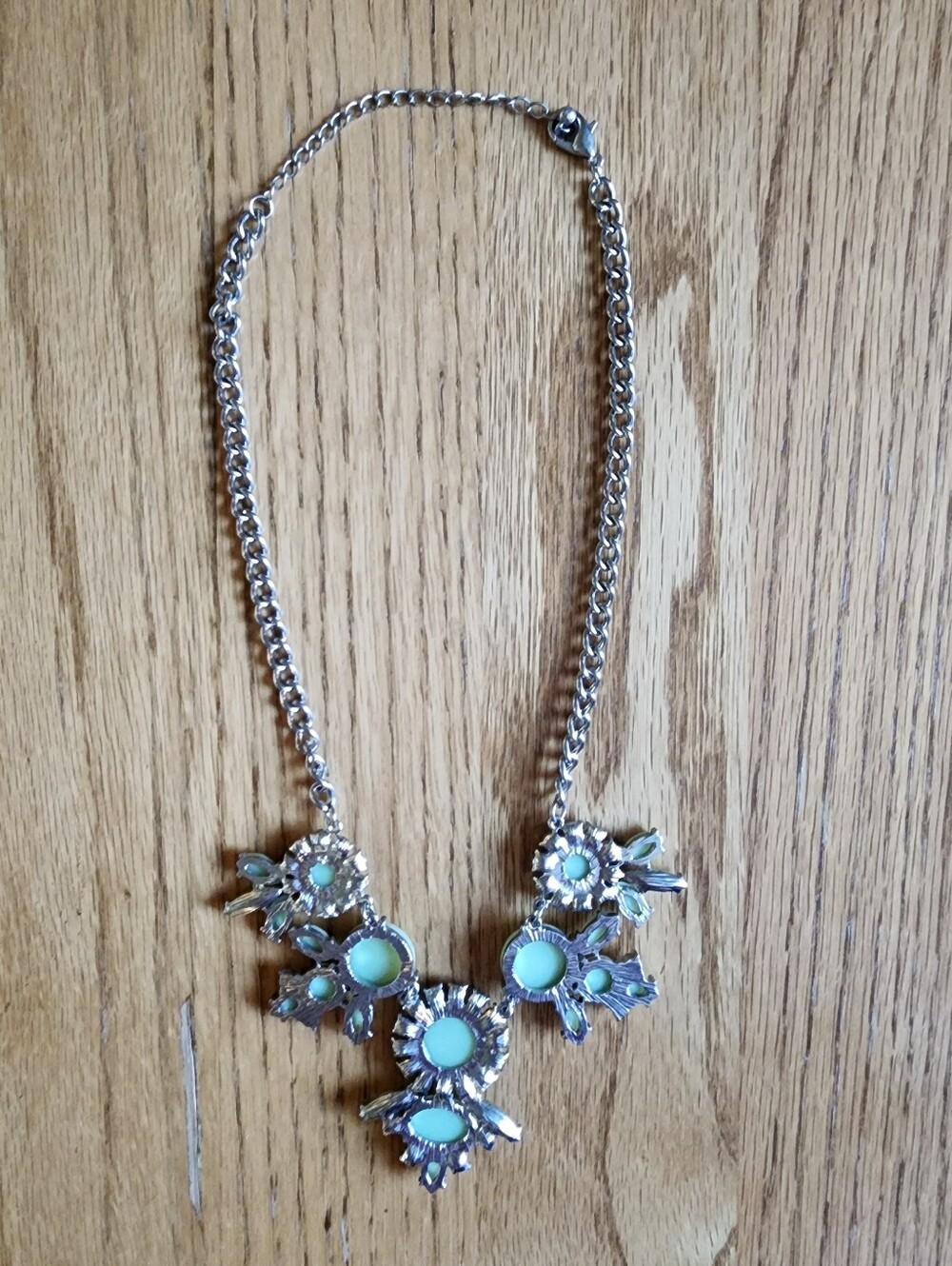 No Brand Silver Embellished Costume Jewelry Statement Necklace - Picture 6 of 7